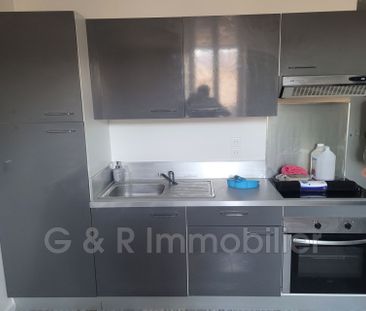 Location Appartement 1 pièce 18m² CUGES LES PINS 13780 - Photo 4