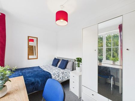 5 bedroom terraced house to rent - Photo 5