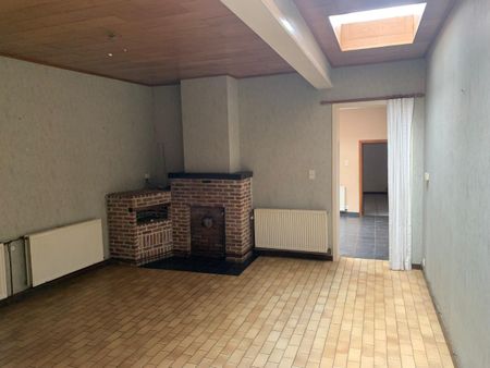 Rijwoning met drie slaapkamers in centrum Roeselare - Photo 3