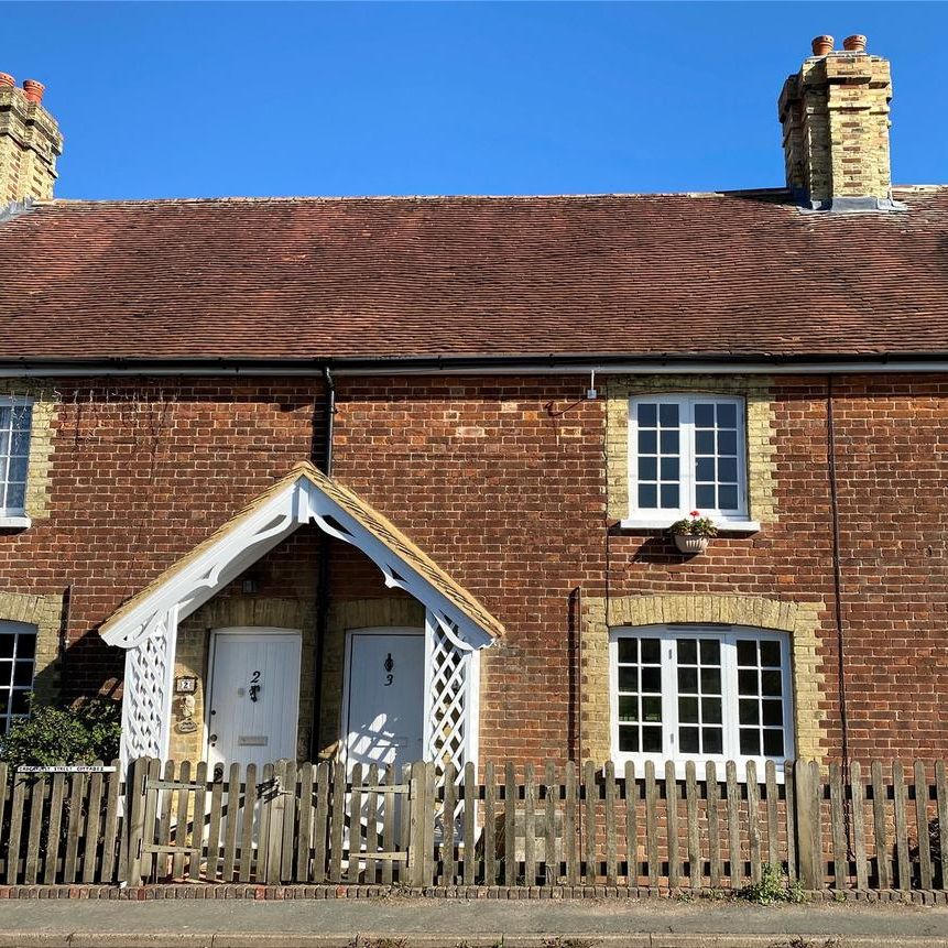 3 bedroom terraced house to rent - Photo 1