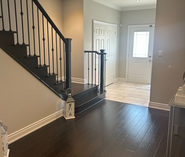 For Lease - 131 Chelsea Crescent, Bradford West Gwillimbury, Ontario - Photo 1