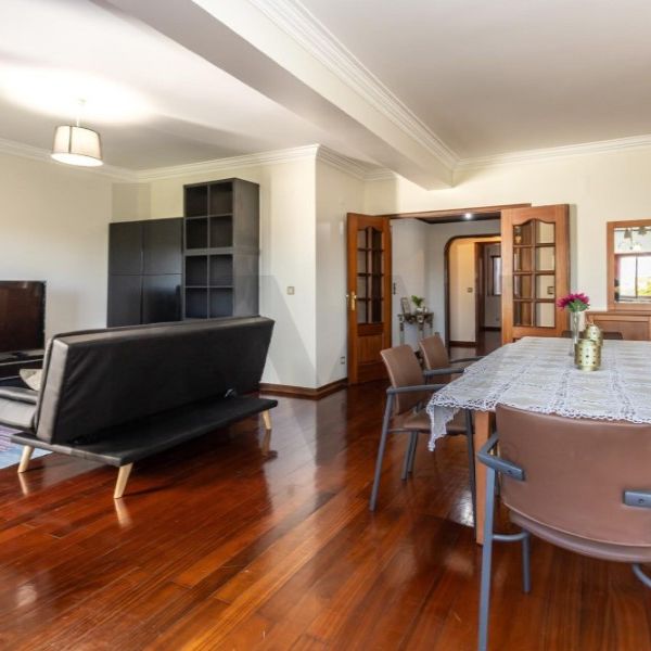 Apartamento T5 em Setúbal - Foto 1