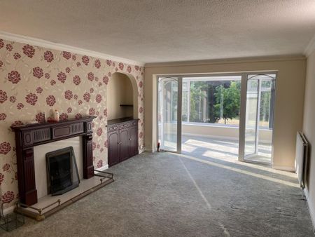 4 bedroom chalet to rent - Photo 2