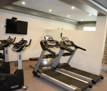 Third Floor, 1 Bedroom Suite! | 1811 Salton Road, Abbotsford - Photo 1