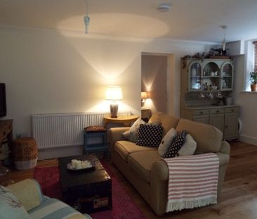 Buckland Road, Maidstone - Photo 1