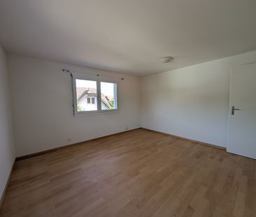 4.5-Zimmer-Maisonettewohnung mit Galerie und Balkon in Ziefen - Photo 4