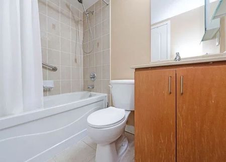 For Lease - 4 Dayspring Circle Unit# 3310, Brampton, Ontario - Photo 5