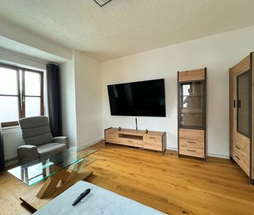 Charmante 2-Zimmer-Wohnung im Altbau in der Nähe der Landshuter Alt... - Photo 3