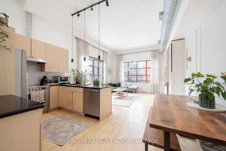 Richmond Mews Lofts , #Ph301 - Photo 2