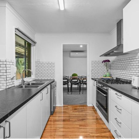 Large Family Home with Multiple Living Spaces - Photo 3