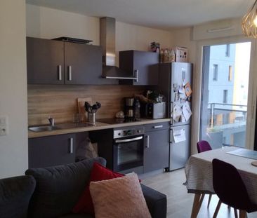 Location Appartement 3 pièces 64m² - Photo 6