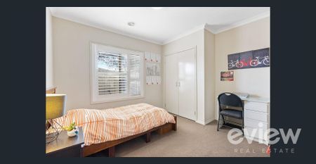 Amazing family home in the Lollypop Estate! - Photo 4