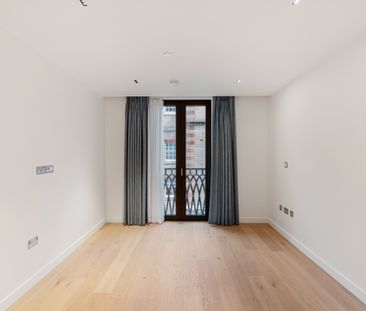 Three bedroom apartment in the highly sought after Nottingham Place - Photo 1