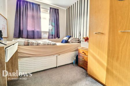 3 bedroom terraced house to rent - Photo 4