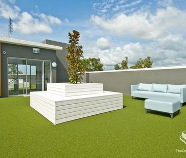 AVAILABLE SOON - LUXURY Unfurnished 2 bed 2 bath 1 Basement Carpark - Photo 6