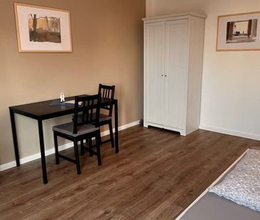 Möblierte 1-Zimmer-Wohnung im Zentrum von Nürnberg - Photo 1