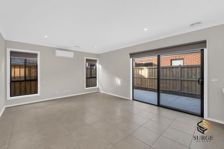 Family Home in Tarneit - Photo 4