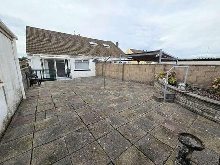 Merlin Crescent, Bridgend, Bridgend County, CF31 - Photo 4