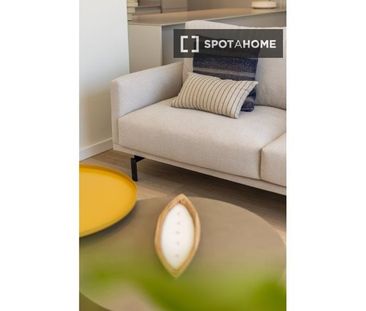 2 room luxury Flat for rent in Valencia, Spain - Photo 1