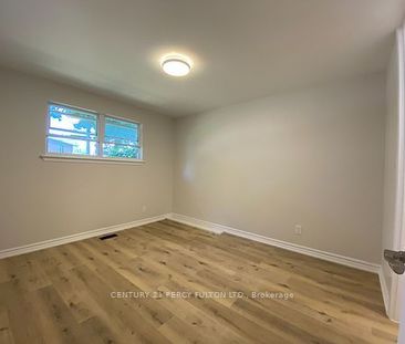 For Lease - 862 Liverpool Road, Pickering, Ontario - Photo 5