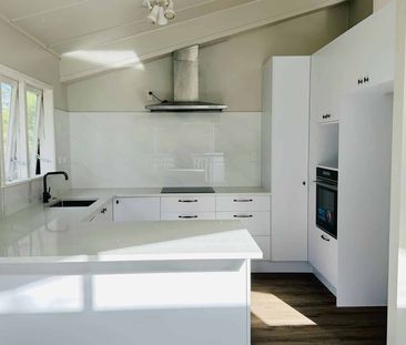 Great Family Home in Greenhithe - Photo 5