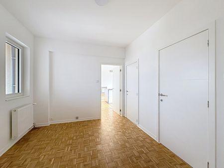 Lichtrijk appartement met 4 slpk nabij Sint-Pietersstation - Foto 2