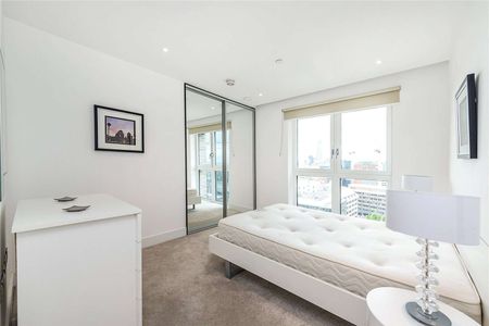 A beautifully presented one bedroom apartment situated on the 14th floor of this development located in the heart of the City. - Photo 3