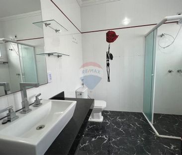 "Luxo e Conforto: Casa de Condomínio em Vinhedo com 4 suítes, sendo... - Foto 4