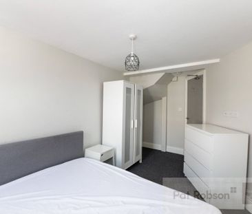 Cardigan Terrace Room 4, Newcastle-Upon-Tyne - Photo 3