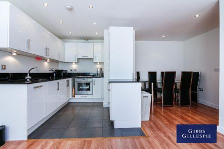 2 bedroom flat to rent - Photo 5