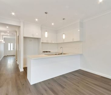 ONE IN A MILLION - Photo 6