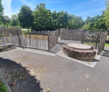 Location Appartement 1 pièce 18m² LA ROCHE SUR YON 85000 - Photo 4