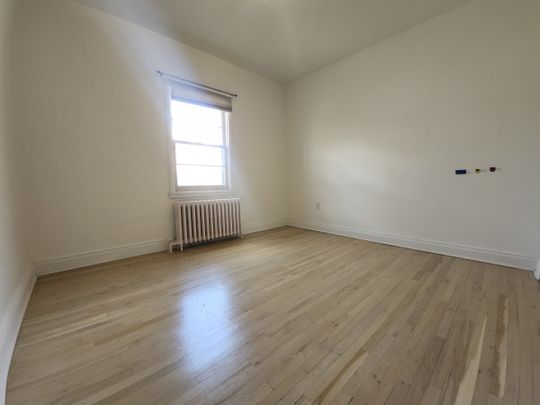 5207 Avenue Jacques-Grenier - Photo 1