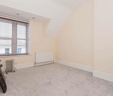 Room in a Shared Flat, Hove Park Villas, BN3 - Photo 4
