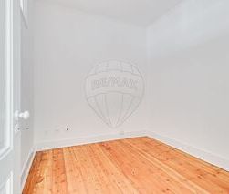 Apartment Renovated 3 bedrooms for rent Mercês Lisboa - balcony, ce... - Photo 2