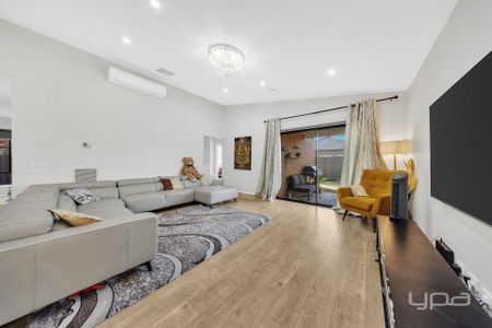 Family Home at a Great Location! - Photo 5