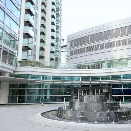 Pan Peninsula Tower, Canary Wharf, London, E14 - Photo 2