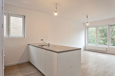 Appartement met ruime leefruimte en twee slaapkamers - Photo 4