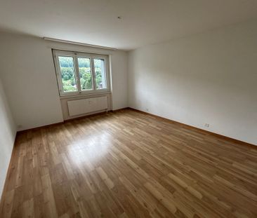 CORGÉMONT - APPARTEMENT 4 PIÈCES - Photo 2