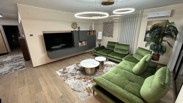 Apartament cu 4 camere de închiriat - Photo 1