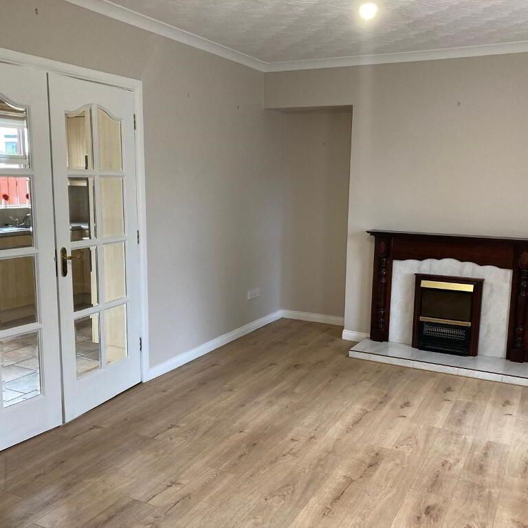 42 Beresford Avenue, Coleraine, BT52 1HJ - Photo 1