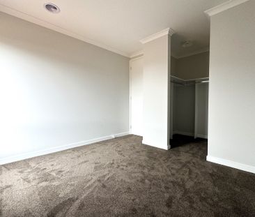Welcome to your dream home! - Photo 2