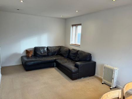 1 bedroom flat to rent - Photo 2