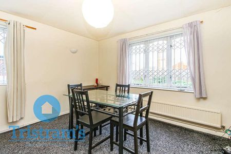 Wollaton Road, Wollaton, NG8 - Photo 3