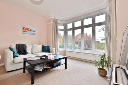 York Road, Woking, Surrey, GU22 - Photo 2