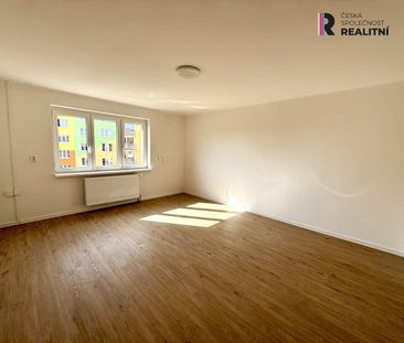Pronájem bytu 2+1 65 m² - Photo 1