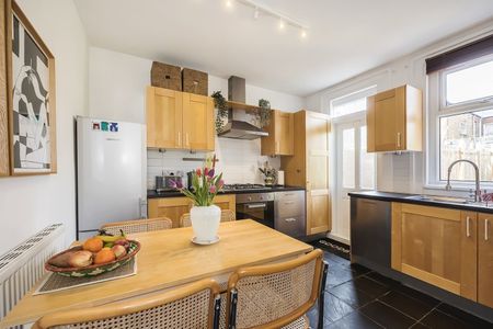 1 Bed Flat, Seymour Road, E10 - Photo 5