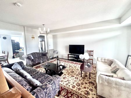 For Lease - 167 Harding Park Street, Newmarket, Ontario - Photo 4