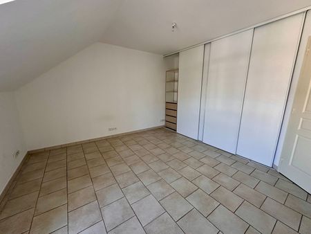 Location appartement 6 pièces, 115.82m², Brissac-Quincé - Photo 2