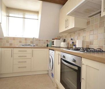 Harvesters View, Bishops Cleeve, Cheltenham, Gloucestershire, GL52 - Photo 6